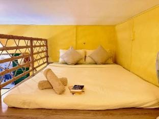NEXT TO Ben Thanh Market | Vietnamese-style Duplex Vacation rental in Ho Chi Minh City