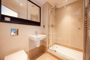 Central Leeds Dock Apt, Free Secure Parking! 2 bed Apartment in Leeds