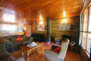 Mountain Fly Fishing-Kingfisher Cottage Vacation rental in South Africa