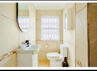 Cosy room in Caline VIP Mews Vacation rental in Cape Town