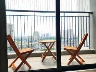 Căn Hộ 62m2, 2 phòng ngủ, 2 phòng tắm riêng Apartment in Laos