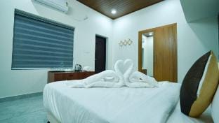 Periyar Vibes Private Pool Villa Vacation rental in Kochi
