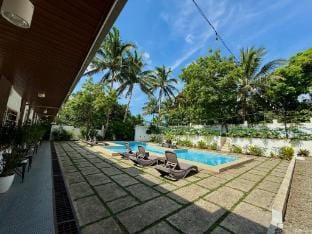 Solstice Suites- Eunice Suites 28-30 pax capacity Vacation rental in Tagaytay