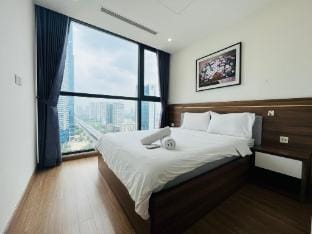 Luxury Apt Vinhomes Skylake Near Korean Town Apartment in Laos