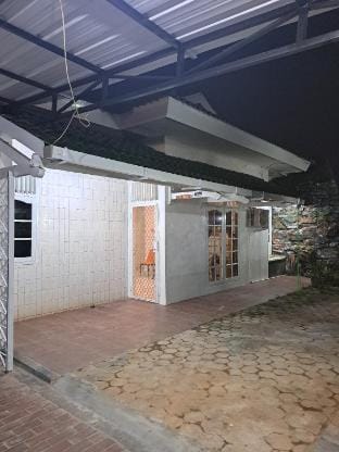 Rumah Kedamaian Indah Lampung(4bedrooms&3bathroom) Vacation rental in Indonesia