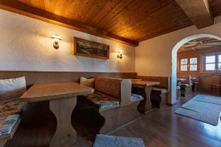 Standard double room with balcony Vacation rental in Grassau