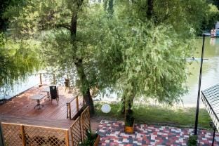 Sparkling Boathouse Room 2 by NW Vacation rental in Budapest
