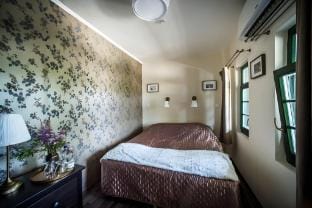 Sparkling Boathouse Room 2 by NW Vacation rental in Budapest