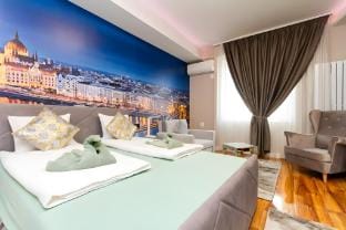 Trio Loft on the Boulevard with AC by NW Vacation rental in Budapest