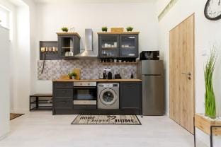 Harmonic Audio Hideaway by NW Vacation rental in Budapest