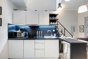 Stlyish Suite Westend Combo NW Vacation rental in Budapest
