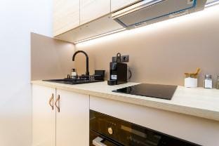 Chic Csengery Studio by NW Vacation rental in Budapest