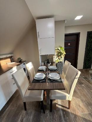 True Gem at the Airport 3. Vacation rental in Budapest
