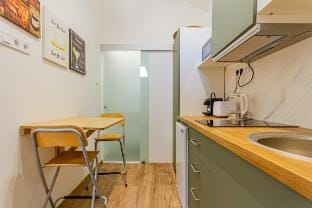 Nature Style Cozy Apartment by NW Vacation rental in Budapest