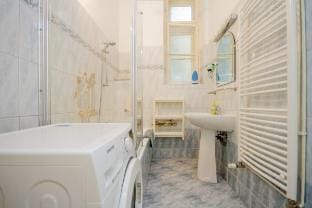 Kelvin's V. District 2BR Urban Haven by NW Vacation rental in Budapest