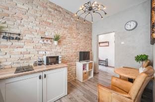 Central Design Apartment w A/C on Ring Road by NW Vacation rental in Budapest
