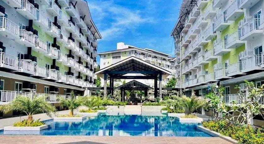 Mira's Condo at Amani Grand Residences Near Mactan International Airport Hotel in Lapu-Lapu City