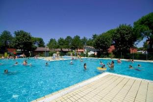Chill Out and Recharge in this Gorgeous Apartment Apartment in Bibione