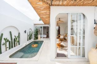 NEW! Luna Di Bali - 1BR Villa in Kerobokan Villa in North Kuta