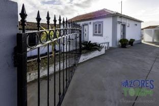 Sunset Pool House T2 Apartment in Azores District