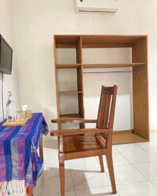 RBE Hotel - 1 Minute to Airport By Micky Studio Vacation rental in Kuta