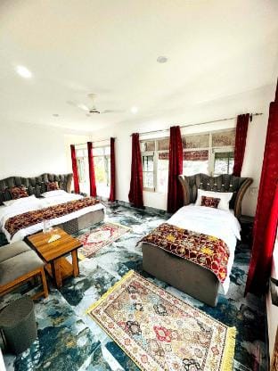 Dal Lake Houses Vacation rental in India