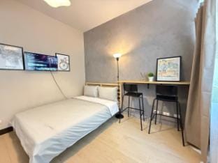 Cozy Studio Unit in Salcedo Village, Makati City Apartment in Pasay