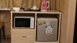 Vietnam Travelers Home 2 - Queen Room with Balcony Vacation rental in Hanoi