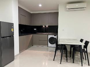 The Peak-2Bedroom/Infinity Pool Vacation rental in Phnom Penh Province