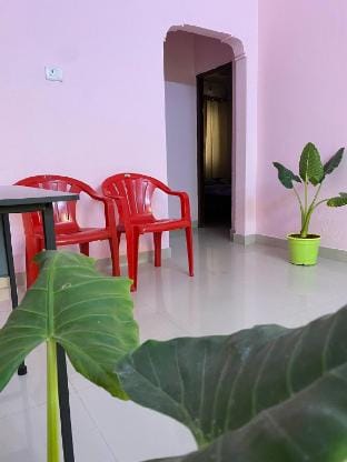 Cozy 2BHK Fully Furnished Home AC Bed room Floor 2 Vacation rental in Hyderabad