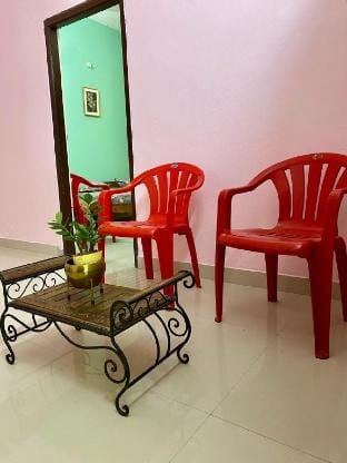 Cozy 2BHK Fully Furnished Home AC Bed room Floor 2 Vacation rental in Hyderabad