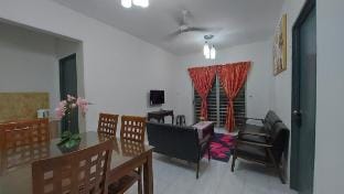 Melaka City 1 BR Minimalist G Fl Apt w Free Park Vacation rental in Malacca