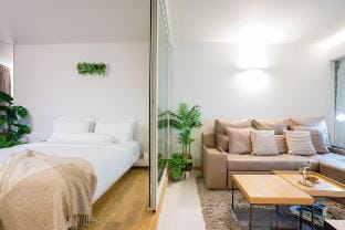 Beachside Chic Coastal Hideaway | Pool, Gym & View Vacation rental in Nong Kae