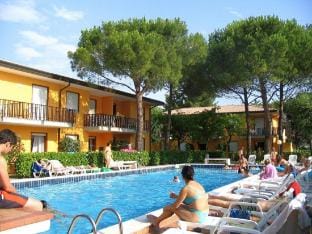 Comfortable Stay for 6 in a Great Area Apartment in Bibione