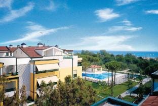 Chill in this Modern and Stylish Vacation Home Apartment in Bibione