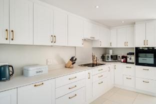 Incredible 6bed w Pool in Camps Bay Villa Galazzio Villa in Camps Bay