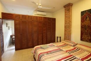 Private villa in big tropical garden Vacation rental in Chon Buri Changwat