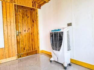 Jusgar Homestay 2BHK in Lansdowne by Homeyhuts Vacation rental in Uttarakhand