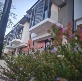 Sabrina's Sweet Villa Batu - Close to Secretzoo Villa in Batu