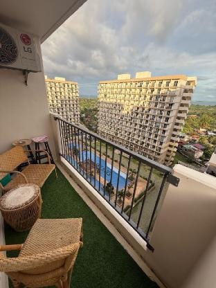 Entire Condo | Pool Near Beach & Airport Lapu-Lapu Apartment in Lapu-Lapu City