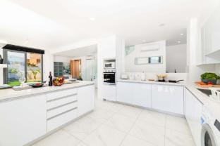 By The Beach – Royal Sapphire Villa Villa in Paralimni