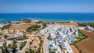 By The Beach - Sunstone Seaview Villa Villa in Paralimni