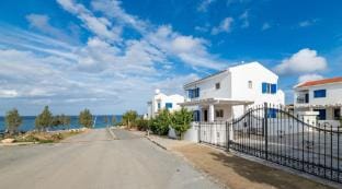 Villa Malamar in Protaras Villa in Paralimni