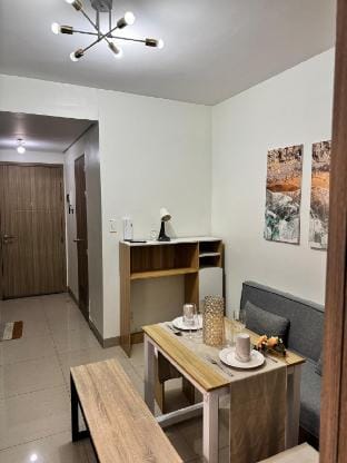 2 Bedroom 5Pax Free Parking Vacation rental in Pasay