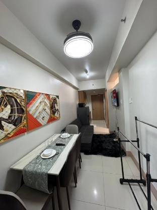 Mary Jane Shore 3 Residences Vacation rental in Pasay