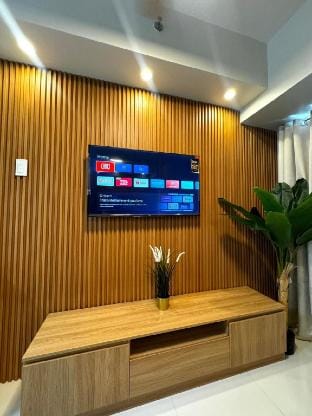 Shore 3 katkat staycation Vacation rental in Pasay