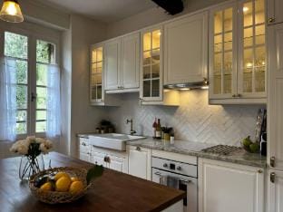 Light  Airy Home in the Heart of Pzenas Vacation rental in Pézenas