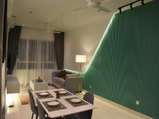 Safira Homestay, Seremban 2 | Self Check-in Apartment in Negeri Sembilan, Malaysia