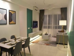Safira Homestay, Seremban 2 | Self Check-in Apartment in Negeri Sembilan, Malaysia