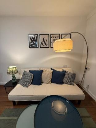 Spacious 1 bed in central London Apartment in London Borough of Southwark